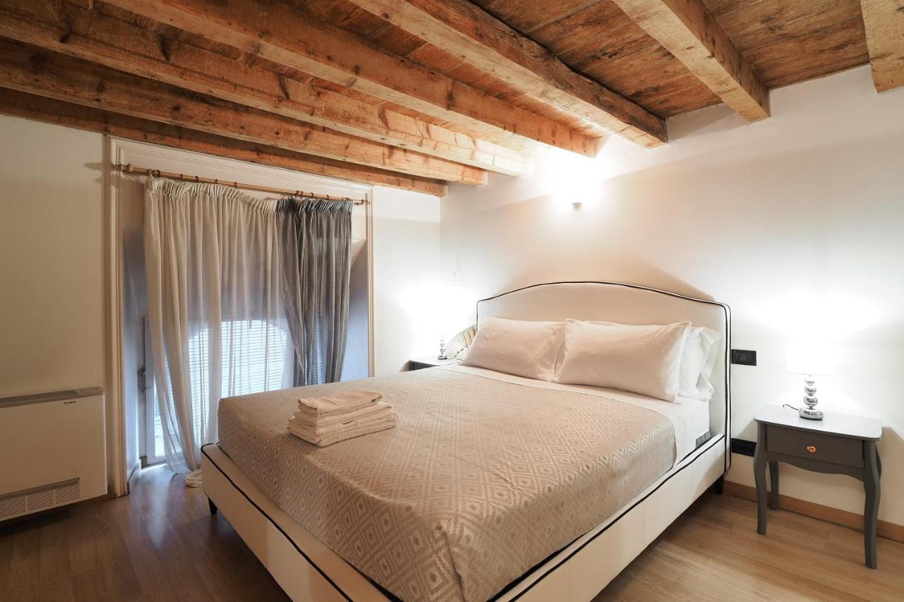 מילאנו Unique Duomo Luxury Property מראה חיצוני תמונה